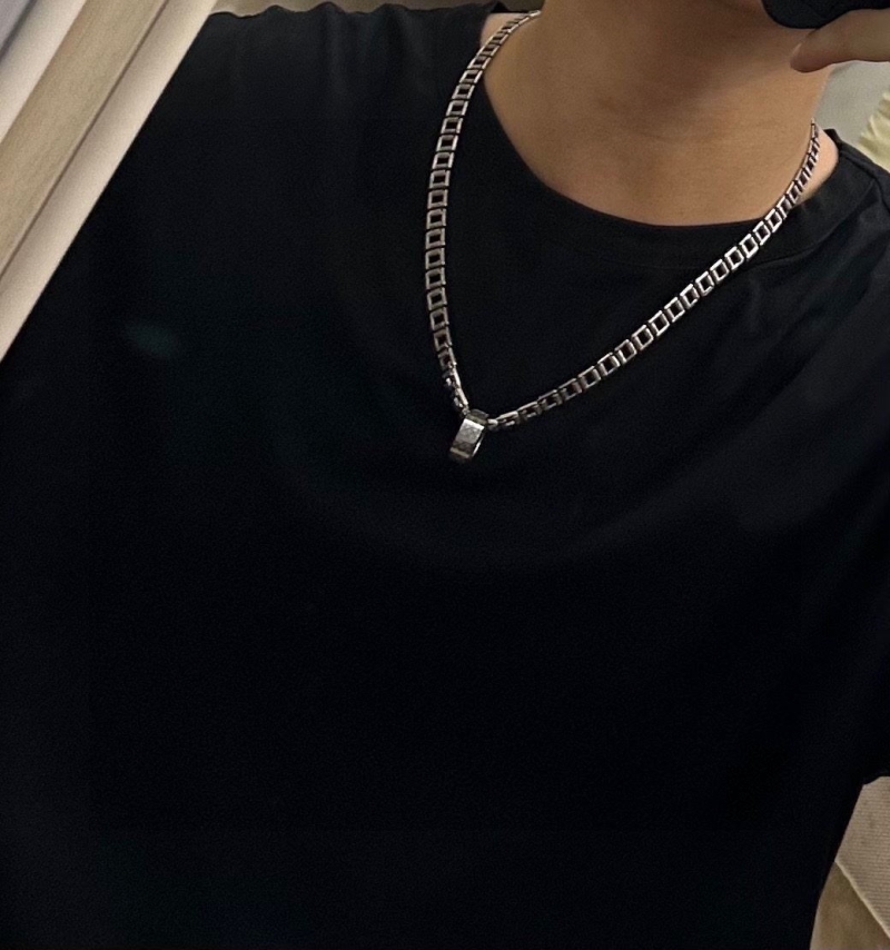 LV Necklaces